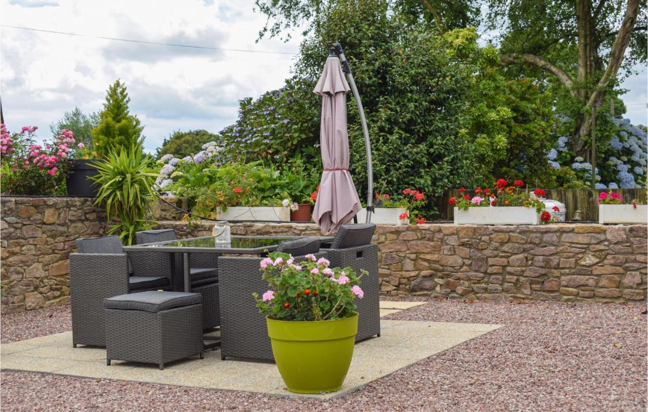 Nice Home In Plehedel With Wifi Exterior foto