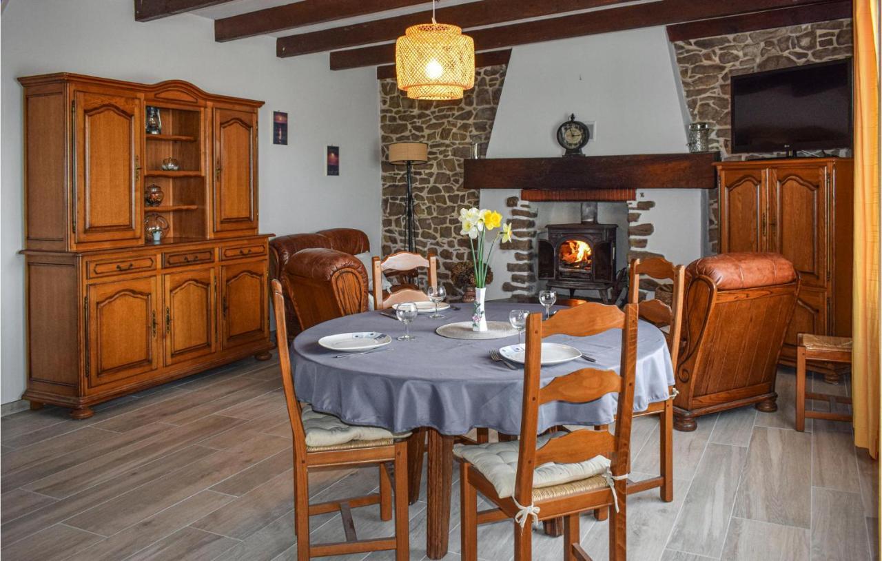 Nice Home In Plehedel With Wifi Exterior foto